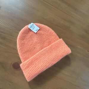 NWT AE Cozy Orange Knit Beanie